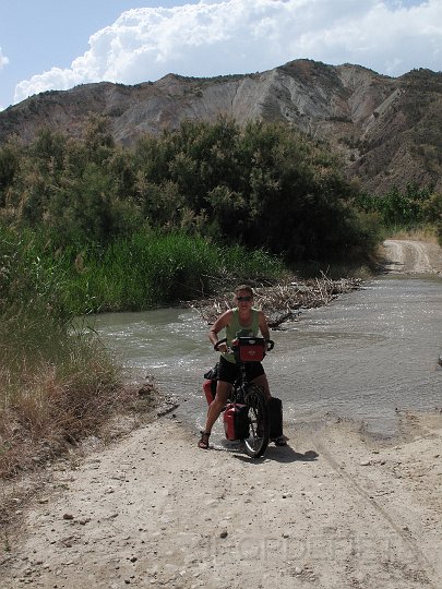IMG_0770.JPG - Badlands ten noorden van Gaudix
