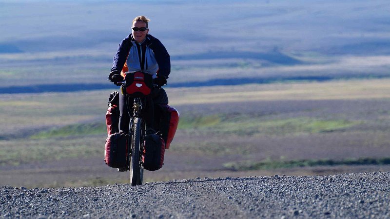 2016-ijsland-025.jpg - In de zon op de F35