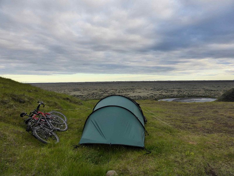 2016-ijsland-092.jpg - Kamperen bij de Fjaðrárgljúfur bij Kirkjubæjarklaustur