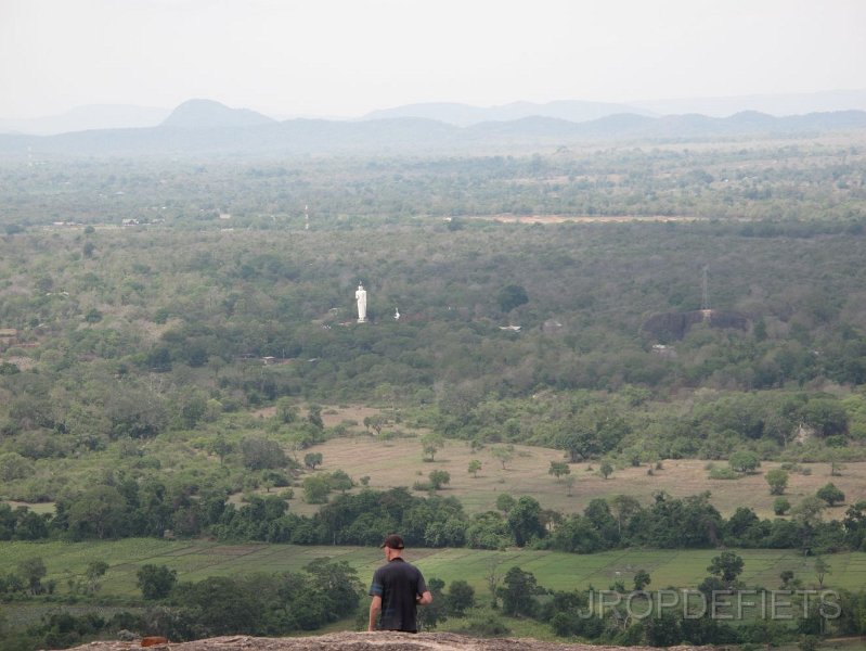 2014-sri-lanka-118.jpg - Sigiriya, uitzicht vanaf de kleine rots