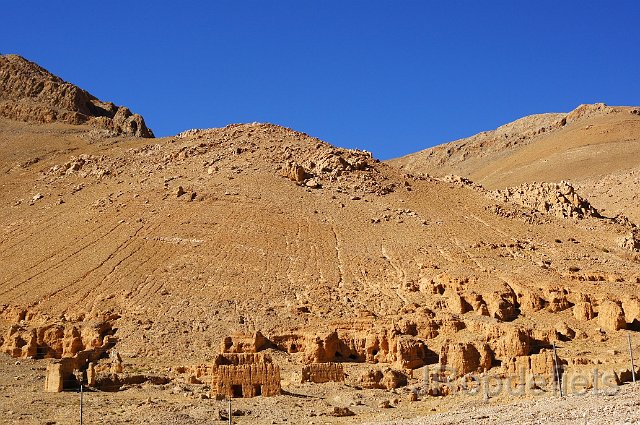 DSC03452.JPG - Ruïnes onderweg vanaf het Mount Everest base camp