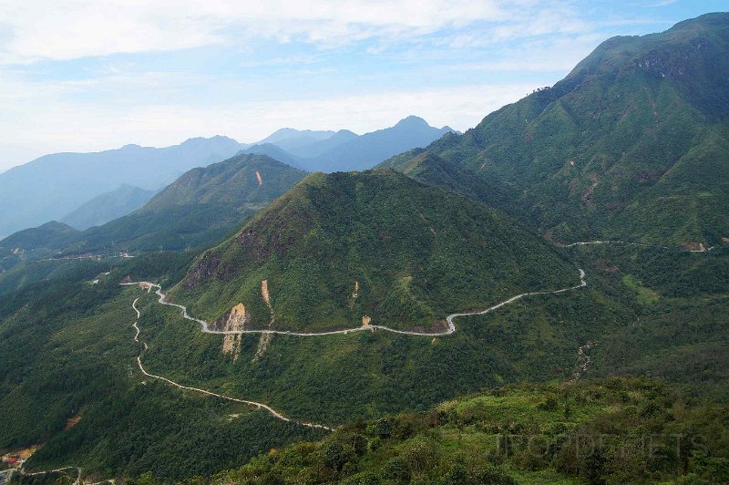 vietnam2018-064.jpg - vanaf de hoogste pas van Vietnam, de Deo Giang Ma