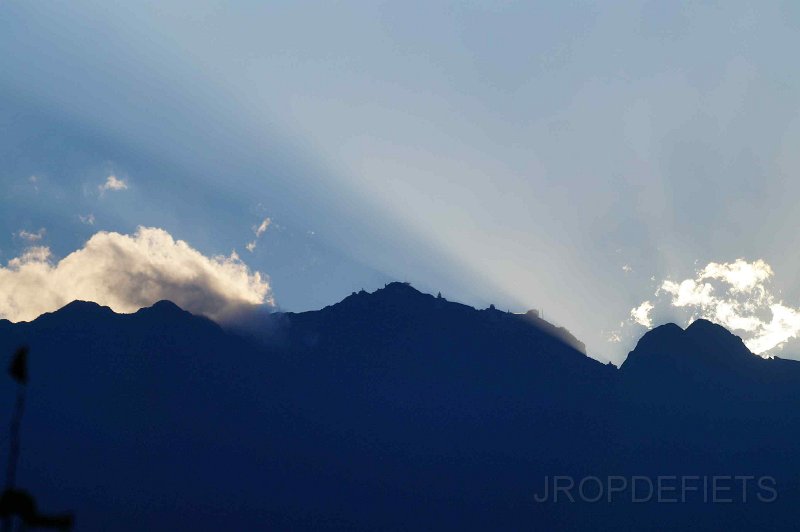 vietnam2018-096.jpg - In Sapa, utizicht op de hoogste top van Vietnam: fansipan